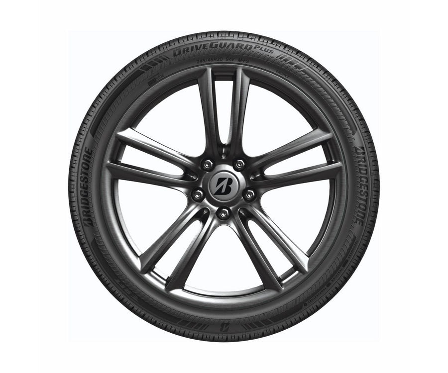 Llanta 245/40R18 Bridgestone DRIVEGUARD PLUS para camioneta y SUV — Avante Miramontes